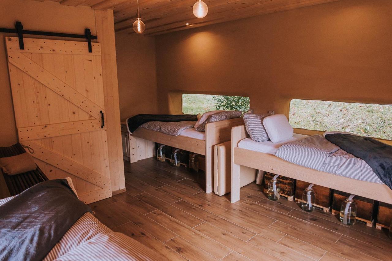 Ferienwohnung Sleeping With Bees - Tourist Farm Muha Grosuplje Exterior foto