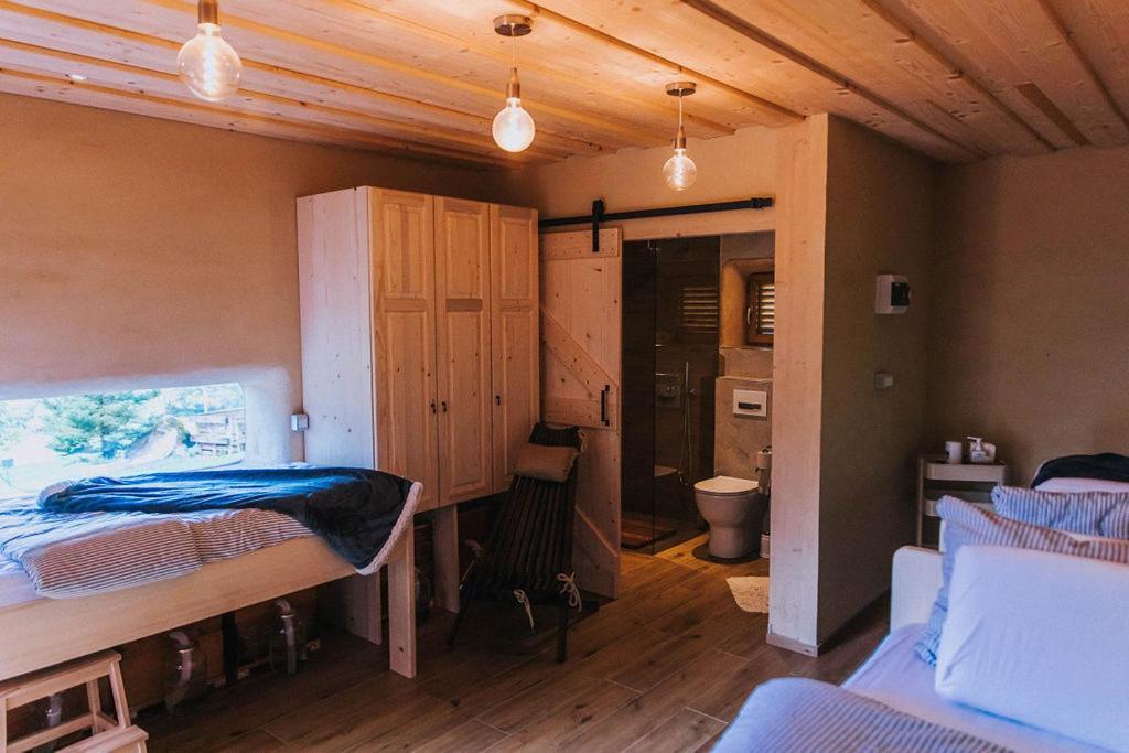 Ferienwohnung Sleeping With Bees - Tourist Farm Muha Grosuplje Exterior foto