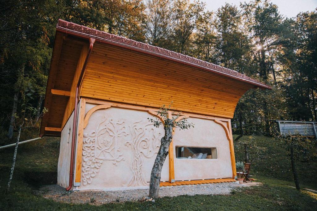 Ferienwohnung Sleeping With Bees - Tourist Farm Muha Grosuplje Exterior foto